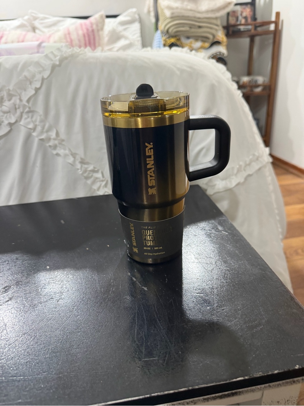 20oz gold and black  Stanley  Quencher Tumbler with handle and flip straw lid